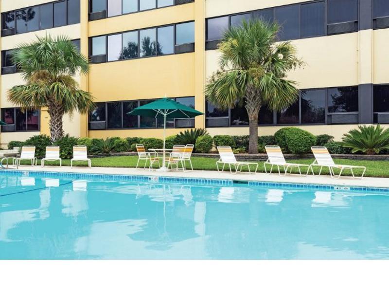 La Quinta By Wyndham New Orleans Airport Hotel Kenner Eksteriør billede